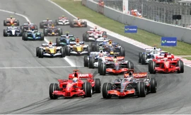 Các nước lân cận đã tổ chức F1 quá tốt trong khi Việt Nam không có lịch sử về đua ôtô là lý do mà tỷ phú Bernie Ecclestone từ chối thương vụ 530 triệu đôla.