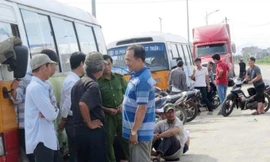 Từ phản ứng của người lao động và khiếu nại đến tòa án, DN xe bus tại Huế cuối cùng buộc phải chi trả toàn bộ số tiền nợ tồn đọng kéo dài. Ảnh: Ngọc Minh.