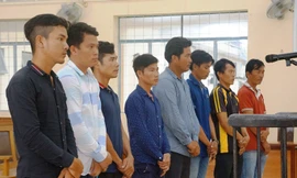 Các bị cáo bị xét xử phúc thẩm tại TAND tỉnh Cà Mau ngày 22/9.