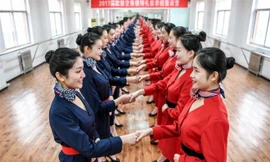 Bên trong lò đào tạo tiếp viên hàng không Trung Quốc