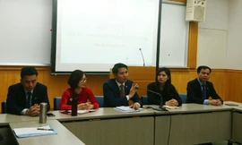 Anh Nguyễn Ngọc Lương, Bí thư T.Ư Đoàn (ngồi giữa) chủ trì buổi gặp mặt với sinh viên Việt Nam tại Nhật Bản.