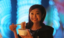 Hình ảnh không lên sóng của MC có nụ cười đẹp nhất VTV