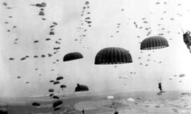 Thảm bại của chiến dịch nhảy dù lớn nhất lịch sử