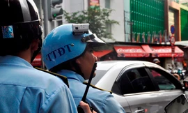 TP HCM trang bị camera gắn trên mũ cho trật tự đô thị