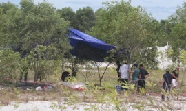 Sau khi hoàn thành công tác khám nghiệm, cơ quan công an đã bàn giao thi thể bé Trần Trung Nghĩa cho gia đình để an táng theo phong tục địa phương.