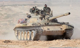 Hàng loạt xe tăng thời Liên Xô tham chiến ở Syria