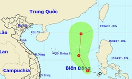Vị trí và hướng di chuyển của áp thấp nhiệt đới trên Biển Đông (Ảnh: NCHMF).