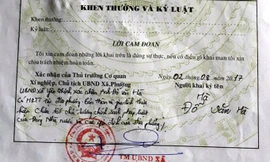 Không thể nhập học vì sơ yếu lý lịch bị 'bút phê' gây khó