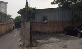 15 năm trôi qua, con đường vẫn tắc tị không hiểu do đâu?