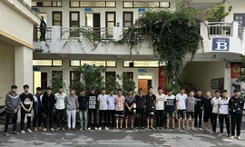 4 người thương vong sau khi bị đoàn xe của nhóm côn đồ mang phóng lợn tông 