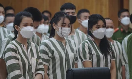 Niềm vui của những phạm nhân trong ngày đoàn tụ gia đình