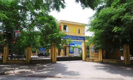 Công an Hà Nội xác minh vụ chủ nợ gọi điện đến trường đòi đón học sinh