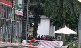 Bé trai rơi từ tầng cao chung cư xuống đất tử vong