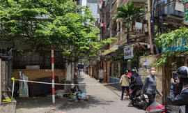 Nghe tiếng động lạ giữa trưa, người dân tá hỏa phát hiện một người đàn ông đã tử vong