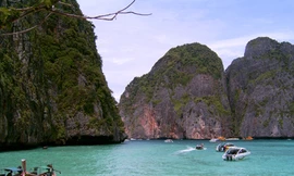 Đến Phuket xem người Thái làm du lịch