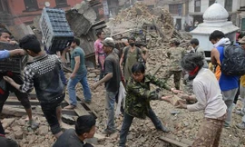 Mỹ, EU đồng loạt lên tiếng hỗ trợ Nepal sau thảm họa động đất