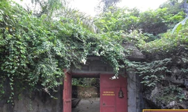 Đại gia xây mộ chờ ướp xác... mình