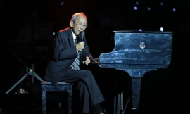 Nhạc sĩ Nguyễn Ánh 9 chia sẻ rằng, vì đam mê âm nhạc ông đã cãi lời bố mẹ, từ bỏ gia đình (Ảnh: Dương Việt Khôi)