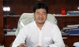 Ông Nguyễn Hoài Giang cho biết một thùng dầu diesel của Dung Quất có giá cao hơn 4-5 USD so với hàng nhập khẩu.