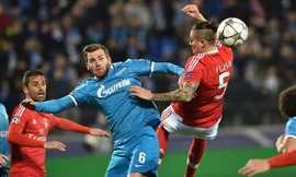 Zenit (xanh) đã chơi đầy cố gắng và mở tỷ số trước