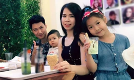 Gia đình hạnh phúc của diễn viên Mạnh Trường.