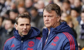 Niềm tin dành cho Van Gaal tỉ lệ thuận với thành tích của Man Utd. Ảnh: Reuters.