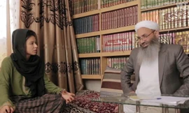 Isobel Yeung (trái) trong cuộc phỏng vấn (Ảnh: Lapresse)