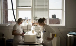 Bên trong ngân hàng tinh trùng lớn nhất thế giới