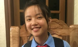 Vượt qua gần 4000 bạn nhỏ, Nguyễn Anh Thư giành giải Nhất cuộc thi "Thư gửi mẹ hiền" do Huyện đoàn Anh Sơn tổ chức (ảnh Đ. Hà)