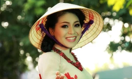 Anh Thơ: Qua nửa đời phiêu bạt... vẫn mặn mòi chất quê!