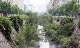 Nhếch nhác công trình kỷ niệm 60 năm giải phóng Thủ đô