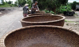 Xuất khẩu thuyền thúng