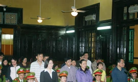 Cần sớm thay thế biện pháp tạm giam