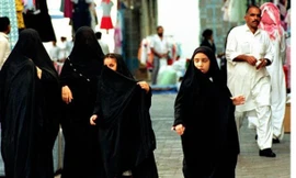 Phụ nữ Ả Rập Xê Út được đi xe đạp