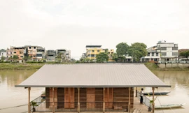 Độc đáo mẫu nhà nổi trên sông