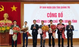 Chủ tịch UBND tỉnh Quảng Trị điều động, bổ nhiệm nhiều cán bộ chủ chốt