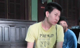 Tạt xăng thiêu sống 'người tình trong mộng'