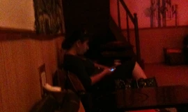 Bí mật hậu trường karaoke 'ôm' Hà Nội