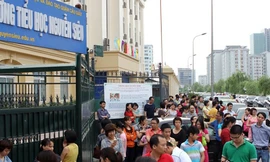 Thi vào lớp 1 như thi đại học!