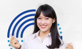 MC truyền hình Khánh Vy nổi tiếng từ năm 2016 nhờ clip nhại 7 thứ tiếng hài hước. (Ảnh: DT)