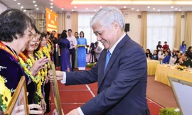 Tuyên dương 291 phụ nữ cao tuổi tiêu biểu