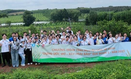 Du học sinh Việt hỗ trợ 'xóa nhà tạm' tại Bình Dương 