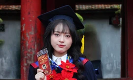 Nữ sinh 'lội ngược dòng' thành thủ khoa Trường Đại học Y Hà Nội