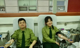 Chiến sĩ tác chiến không gian mạng hiến máu cứu người