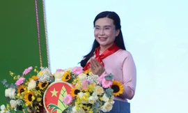 Tôn vinh 80 'Cánh én hồng' cống hiến bền bỉ vì thế hệ măng non