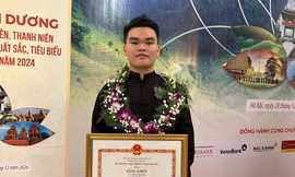Nam sinh Tày nghiên cứu phương pháp điều trị ung thư từ dược liệu