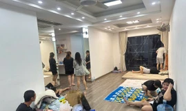 Ấm áp những tấm lòng hảo tâm mời người dân vào nhà tránh bão 