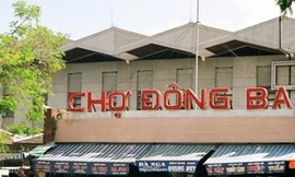 Cuối thu đi chợ Đông Ba