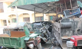 Xe 'bọ xít' rít khắp làng