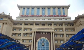 Sự thật chuyện ĐH Kinh doanh và Công nghệ 'quay lưng' với thẩm định chất lượng